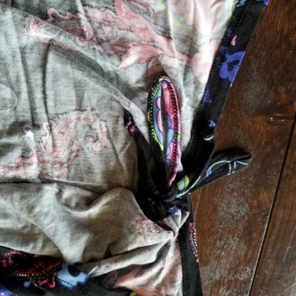 LASCANA for VENUS Two Piece Ruched with Ties Black Top and Floral Skirt - Picture 11 of 14